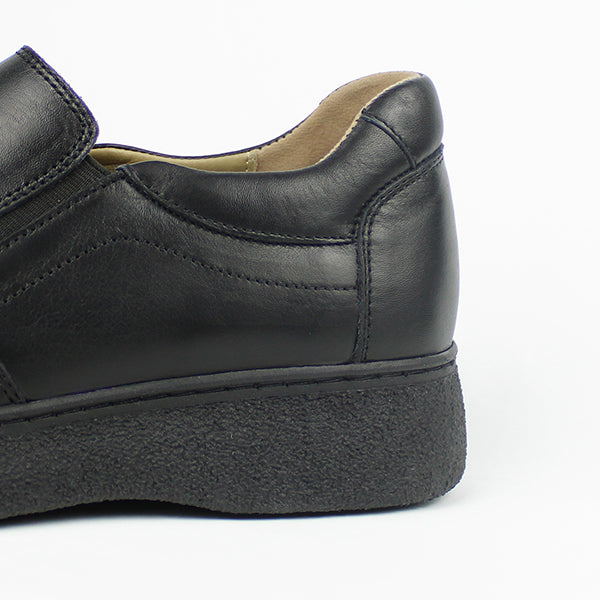 701 CHAUSSURE EN CUIR NOIR
