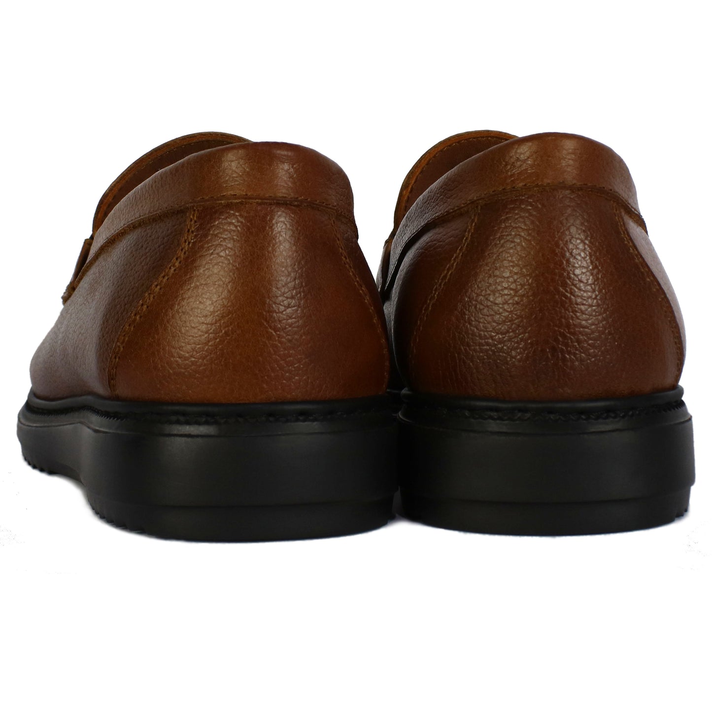 B 05 MOCASSIN EN CUIR CAMEL