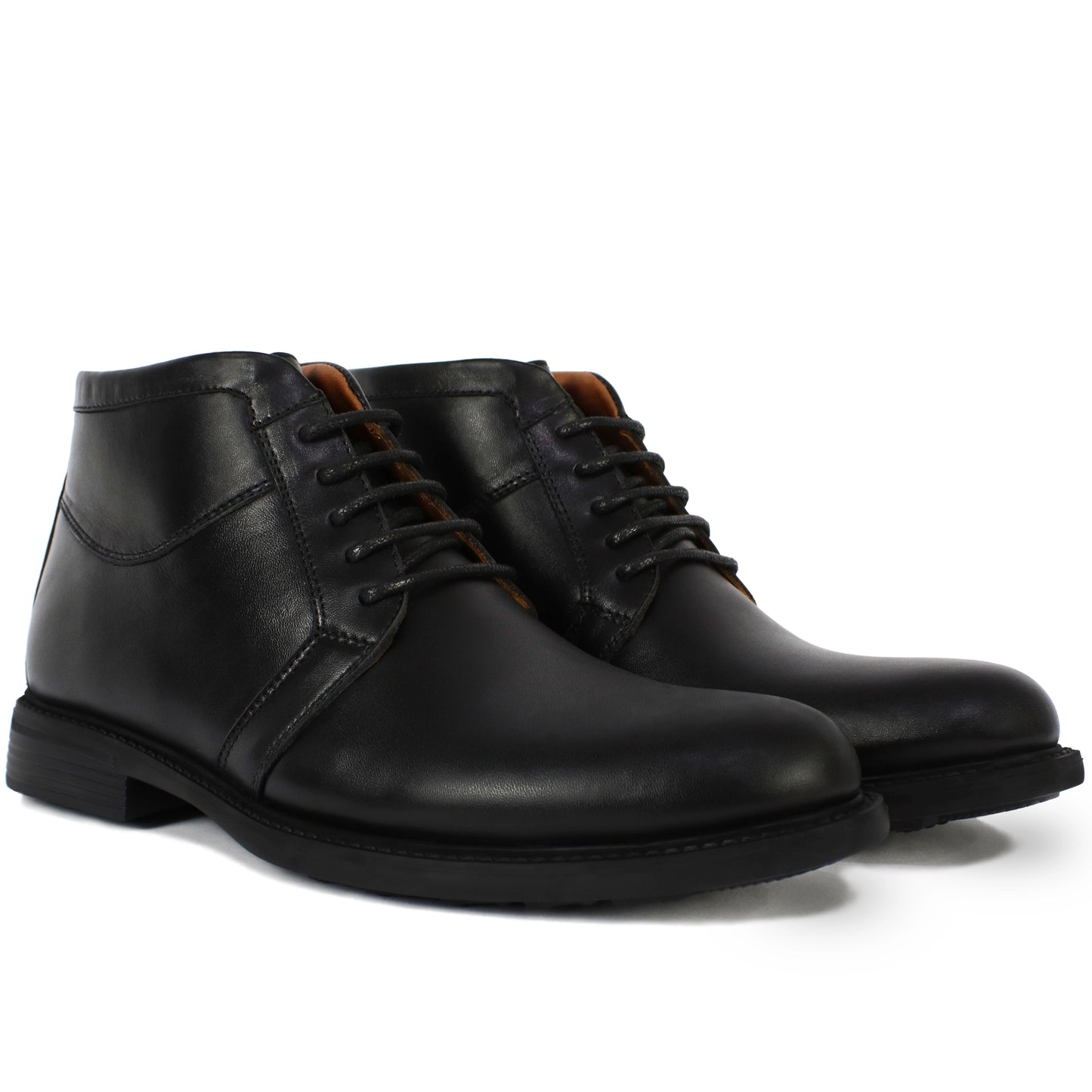 041 BOTTINE EN CUIR NOIR