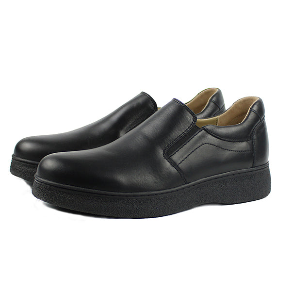 701 CHAUSSURE EN CUIR NOIR