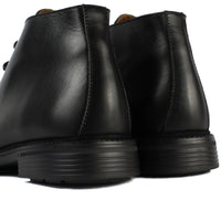 042 BOTTINE EN CUIR NOIR