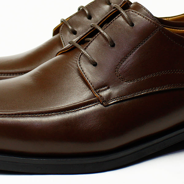662 CHAUSSURE EN CUIR MARRON