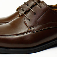662 CHAUSSURE EN CUIR MARRON