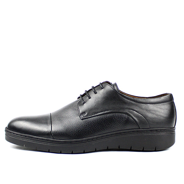 06 CHAUSSURE EN CUIR NOIR