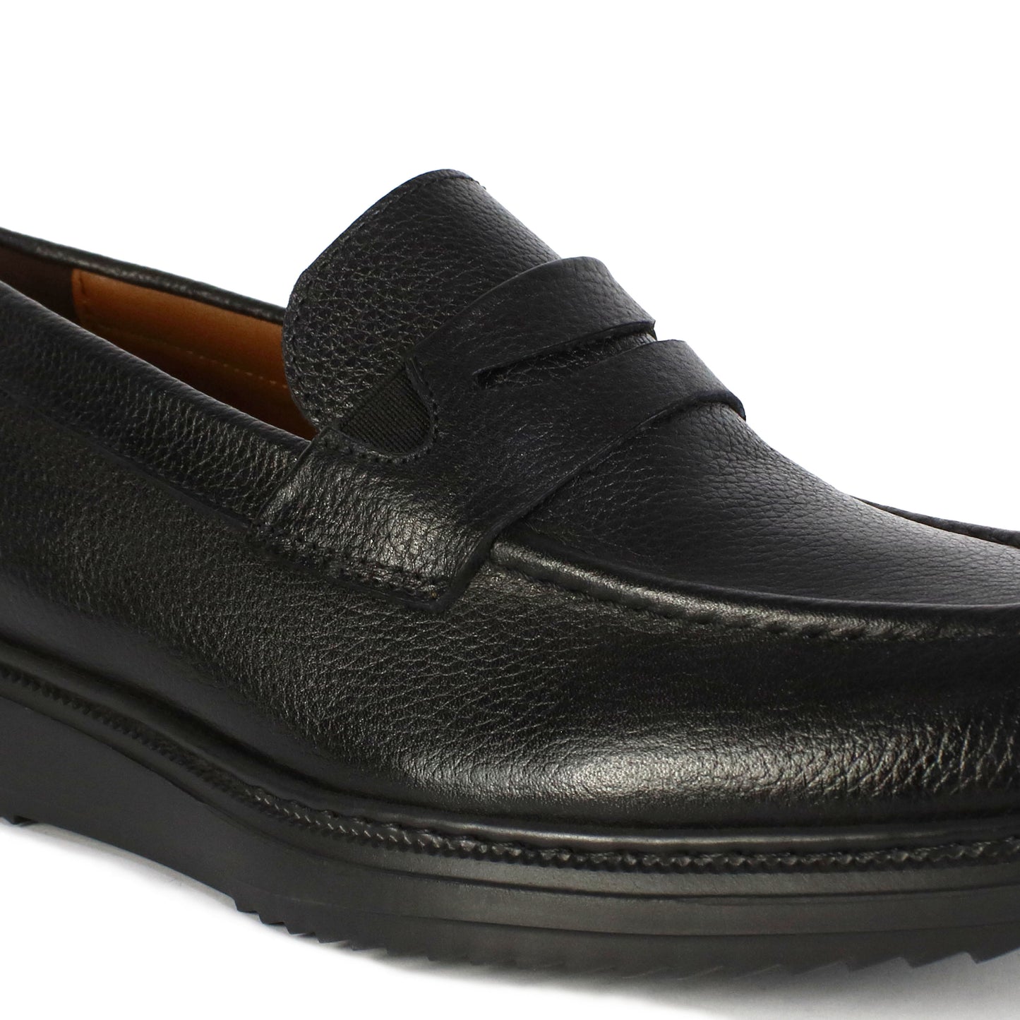 B 05 MOCASSIN EN CUIR NOIR