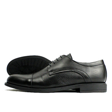 04 CHAUSSURE EN CUIR NOIR